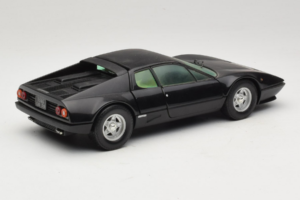 Ferrari 365 GT4 BB Svart Chrono 1:18 CH002 Metall — bild 3 av 8