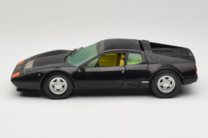 Ferrari 365 GT4 BB Svart Chrono 1:18 CH002 Metall — bild 4 av 8