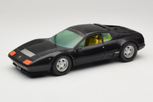 Ferrari 365 GT4 BB Svart Chrono 1:18 CH002 Metall