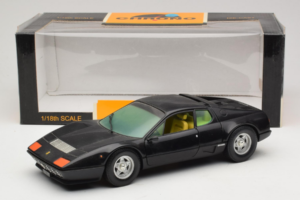 Ferrari 365 GT4 BB Svart Chrono 1:18 CH002 Metall — bild 8 av 8