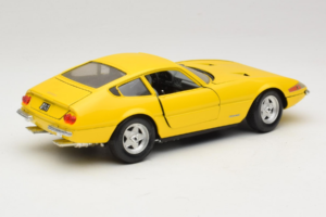 Ferrari 365 GTB/4 Daytona Gul Techno Giodi 1:18 40011-Y1 Metall — bild 2 av 7