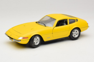 Ferrari 365 GTB/4 Daytona Gul Techno Giodi 1:18 40011-Y1 Metall