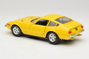 Ferrari 365 GTB/4 Daytona Gul Techno Giodi 1:18 40011-Y1 Metall — bild 6 av 7