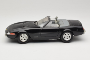 Ferrari 365 GTB/4 Daytona Cabriolet Svart Techno Giodi 1:18 40011-B1 Metall — bild 4 av 8