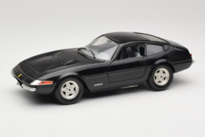 Ferrari 365 GTB/4 Daytona Svart Techno Giodi 1:18 40011-B2 Metall