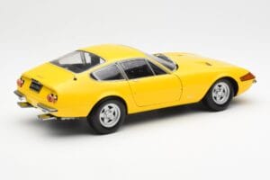 Ferrari 365 GTB/4 Daytona Gul Kyosho 1:18 08162Y Metall — bild 3 av 8