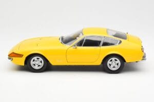 Ferrari 365 GTB/4 Daytona Gul Kyosho 1:18 08162Y Metall — bild 4 av 8