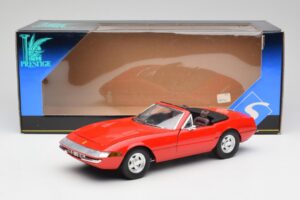 Ferrari 365 GTS Röd Solido 1:18 8017 Metall — bild 8 av 8