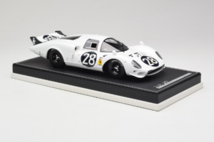 Ferrari 365 P2 #28 M. Gregory / J. Schlesser NART 24 Hours of Daytona 1967 Vit AB Models 1:18 REMC019 Resin — bild 4 av 6
