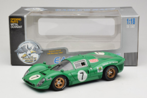 Ferrari 412P #7 Grön 24 Hours of Daytona 1967 Eagles Race 1:18 37000 Metall — bild 8 av 8