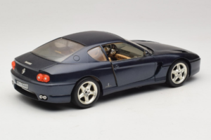 Ferrari 456 GT Blå Bburago 1:18 3036-B1 Metall — bild 3 av 8