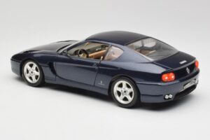 Ferrari 456 GT Blå Bburago 1:18 3036 Metall — bild 4 av 8