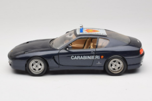 Ferrari 456 GT Carabinieri Svart Bburago 1:18 3036-B3 Metall — bild 4 av 8