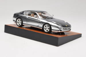 Ferrari 456 GT Chrome Silver Bburago 1:18 3746-R1 Metall — bild 6 av 8