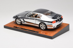 Ferrari 456 GT Chrome Silver Bburago 1:18 3746-R1 Metall — bild 7 av 8
