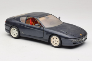 Ferrari 456 GT Dark Blue Metallic Bburago 1:18 3036-B2 Metall — bild 6 av 8