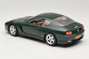 Ferrari 456 GT Mörkgrön Bburago 1:18 3046-GR1 Metall — bild 7 av 8