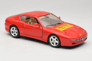 Ferrari 456 GT Ferrari Model Club Röd Bburago 1:18 3036-P1 Metall — bild 6 av 8