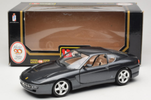 Ferrari 456 GT Grå Metallic Speciallack Bburago 1:18 3036D Metall — bild 8 av 8