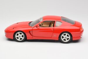 Ferrari 456 GT Röd Bburago 1:18 3036-M1 Metall — bild 4 av 8