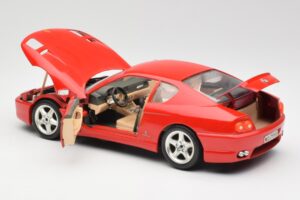 Ferrari 456 GT Röd Bburago 1:18 3036-M1 Metall — bild 5 av 8