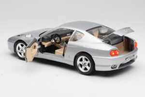 Ferrari 456 GT Silver Bburago 1:18 3036-M2 Metall — bild 5 av 8