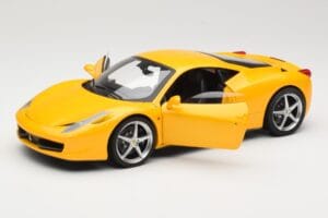 Ferrari 458 Italia Gul Hot Wheels 1:18 P9894 Metall — bild 2 av 8