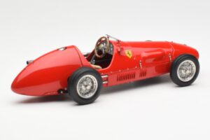 Ferrari 500 F2 #1 A. Ascari F1 Double World Champion 1952-1953 CMC 1:18 M-056 Metall — bild 2 av 6