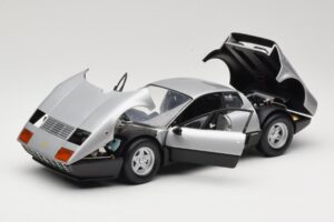 Ferrari 512BB Silver Kyosho 1:18 08171S Metall — bild 2 av 8