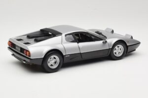 Ferrari 512BB Silver Kyosho 1:18 08171S Metall — bild 3 av 8