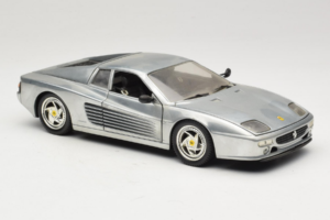 Ferrari 512M Chrome Silver Hot Wheels 1:18 25739 Metall — bild 6 av 8