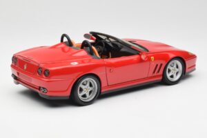Ferrari 550 Barchetta Pininfarina Röd Bburago 1:18 327660 Metall — bild 3 av 8