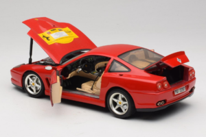Ferrari 550 Maranello 22 Jahre Ferrari Model Club Röd Bburago 1:18 3064-P2 Metall — bild 5 av 8
