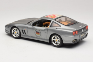 Ferrari 550 Maranello 25 Ferrari Model Club Silver Bburago 1:18 3344-S1 Metall — bild 6 av 7