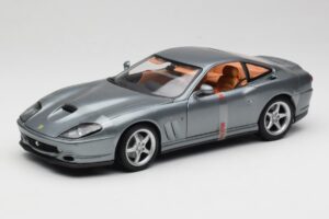 Ferrari 550 Maranello Grå Metallic Maisto 1:18 4839 Metall