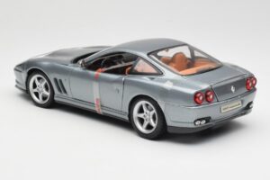 Ferrari 550 Maranello Grå Metallic Maisto 1:18 4839 Metall — bild 5 av 6