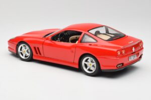 Ferrari 550 Maranello Röd Bburago 1:18 3064 Metall — bild 7 av 8