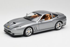 Ferrari 550 Maranello Silver Bburago 1:18 3344 Metall