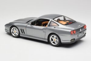 Ferrari 550 Maranello Silver Bburago 1:18 3344 Metall — bild 7 av 8