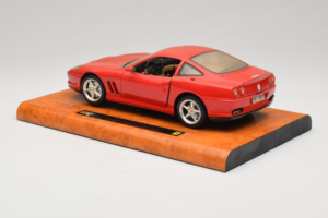 Ferrari 550 Maranello Technik Museum Speyer Edition Bburago 1:18 B001 Metall — bild 7 av 8