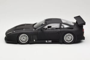 Ferrari 575 GTC GT1 2004 Kyosho 1:18 08391B Metall — bild 4 av 8