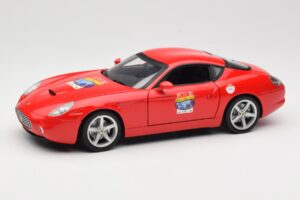 Ferrari 575 GTZ Zagato Röd Hot Wheels 1:18 L2960 Metall