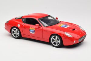 Ferrari 575 GTZ Zagato Röd Hot Wheels 1:18 L2960 Metall — bild 6 av 8