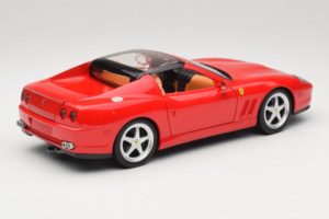 Ferrari 575M Superamerica Röd Hot Wheels 1:18 J2858 Metall — bild 3 av 8