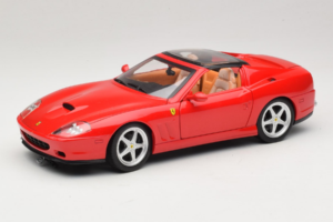Ferrari 575M Superamerica Röd Hot Wheels 1:18 J2858 Metall