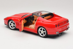 Ferrari 575M Superamerica Röd Hot Wheels 1:18 J2858 Metall — bild 5 av 8