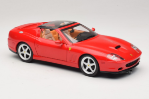 Ferrari 575M Superamerica Röd Hot Wheels 1:18 J2858 Metall — bild 6 av 8