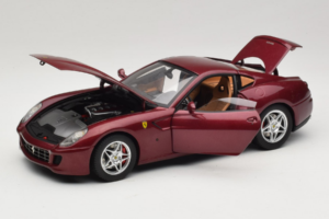 Ferrari 599 GTB Fiorano Mörkröd Hot Wheels 1:18 M1200 Metall — bild 2 av 8