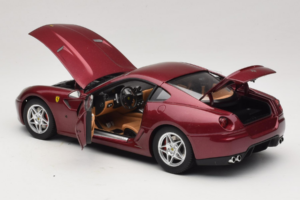 Ferrari 599 GTB Fiorano Mörkröd Hot Wheels 1:18 M1200 Metall — bild 5 av 8