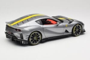 Ferrari 812 Competizione Grigio Coburn Bburago 1:18 18-01647 Metall — bild 3 av 8
